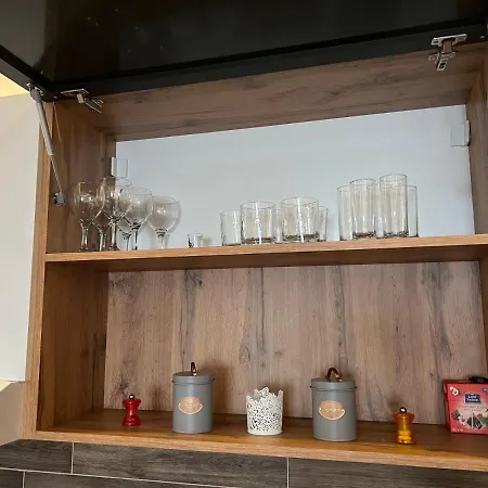 Milmari Haski N55 Apartman *